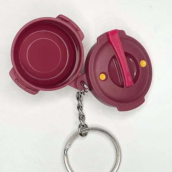 Tupperware Mini Microwave Pressure Cooker Keychain - Picture 3 of 5